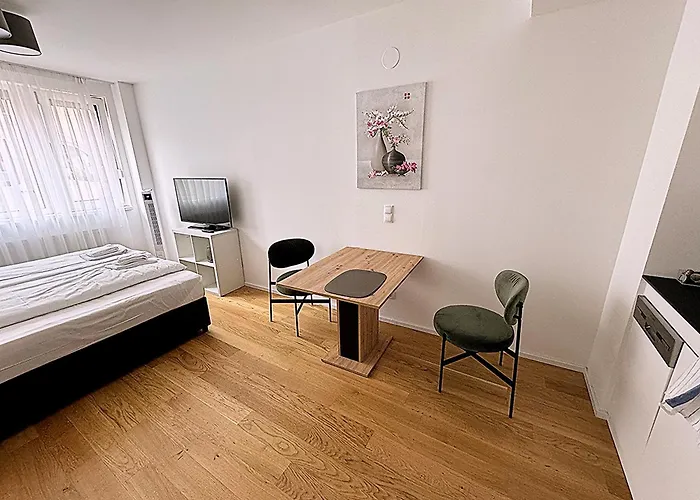 Myfavorit Apartments - Spacious Apartments Next To Puplic Transport U1 Direct Connection To Citycenter