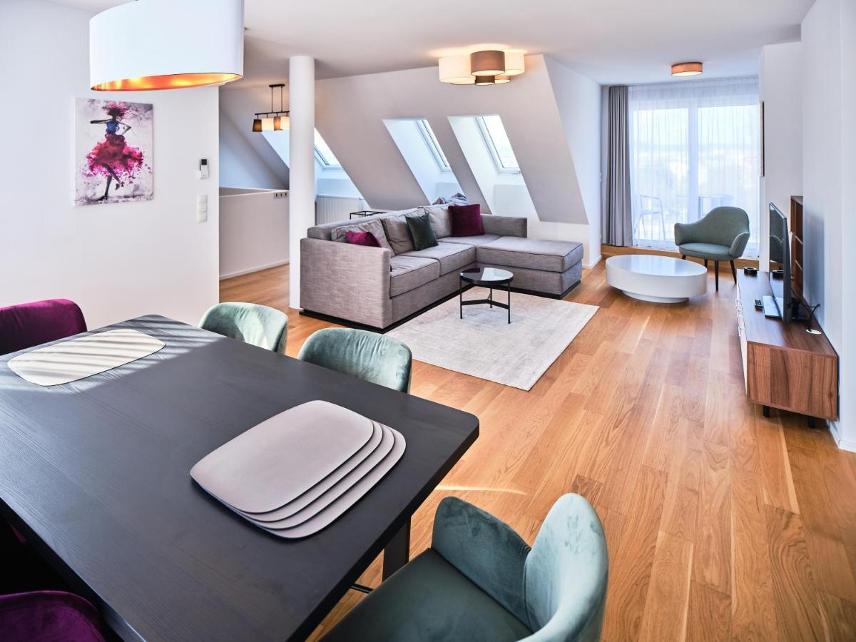 Myfavorit - Spacious Next To Puplic Transport U1 Direct Connection To Citycenter Appartement Wenen