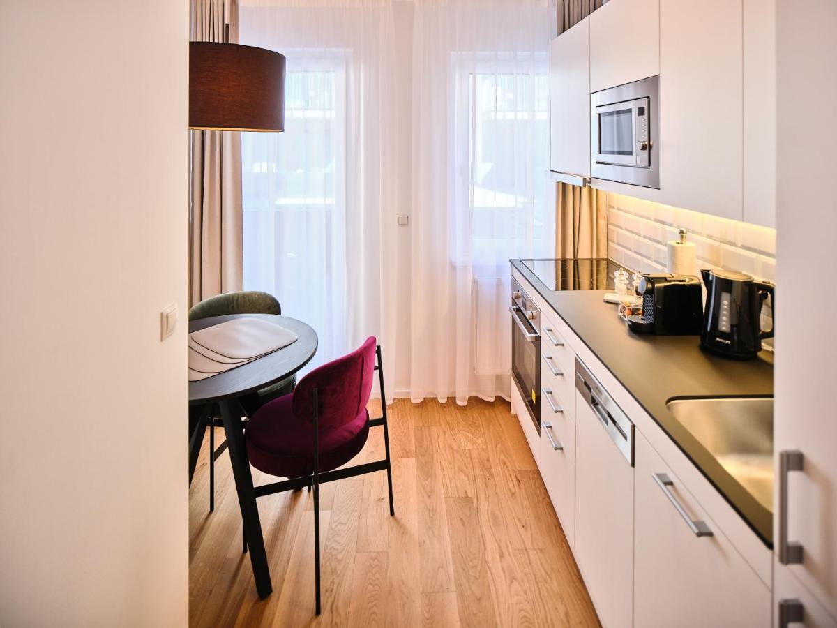 Myfavorit - Spacious Next To Puplic Transport U1 Direct Connection To Citycenter Wenen