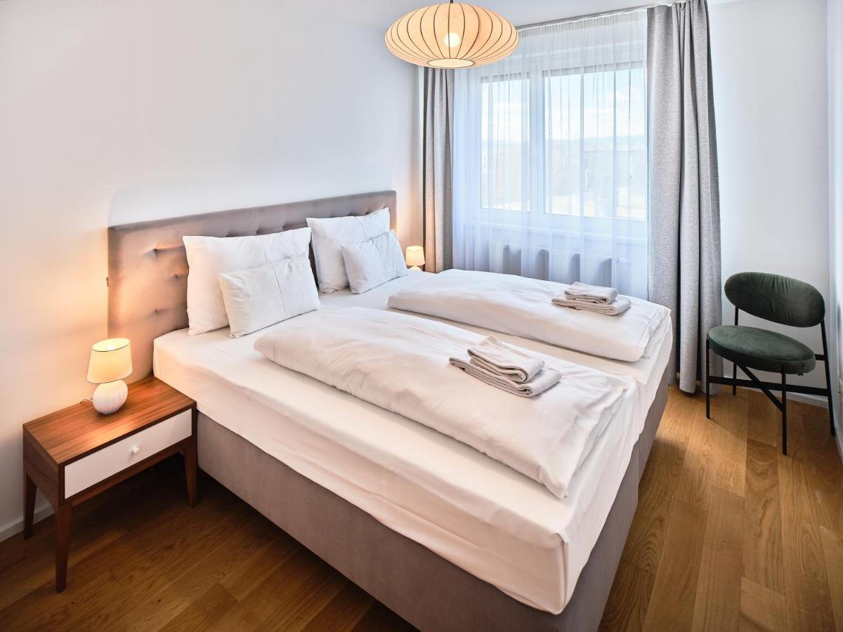 Myfavorit - Spacious Next To Puplic Transport U1 Direct Connection To Citycenter Appartement