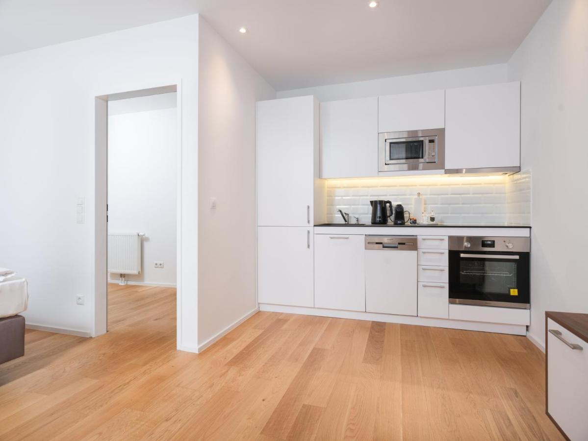 Myfavorit - Spacious Next To Puplic Transport U1 Direct Connection To Citycenter Appartement