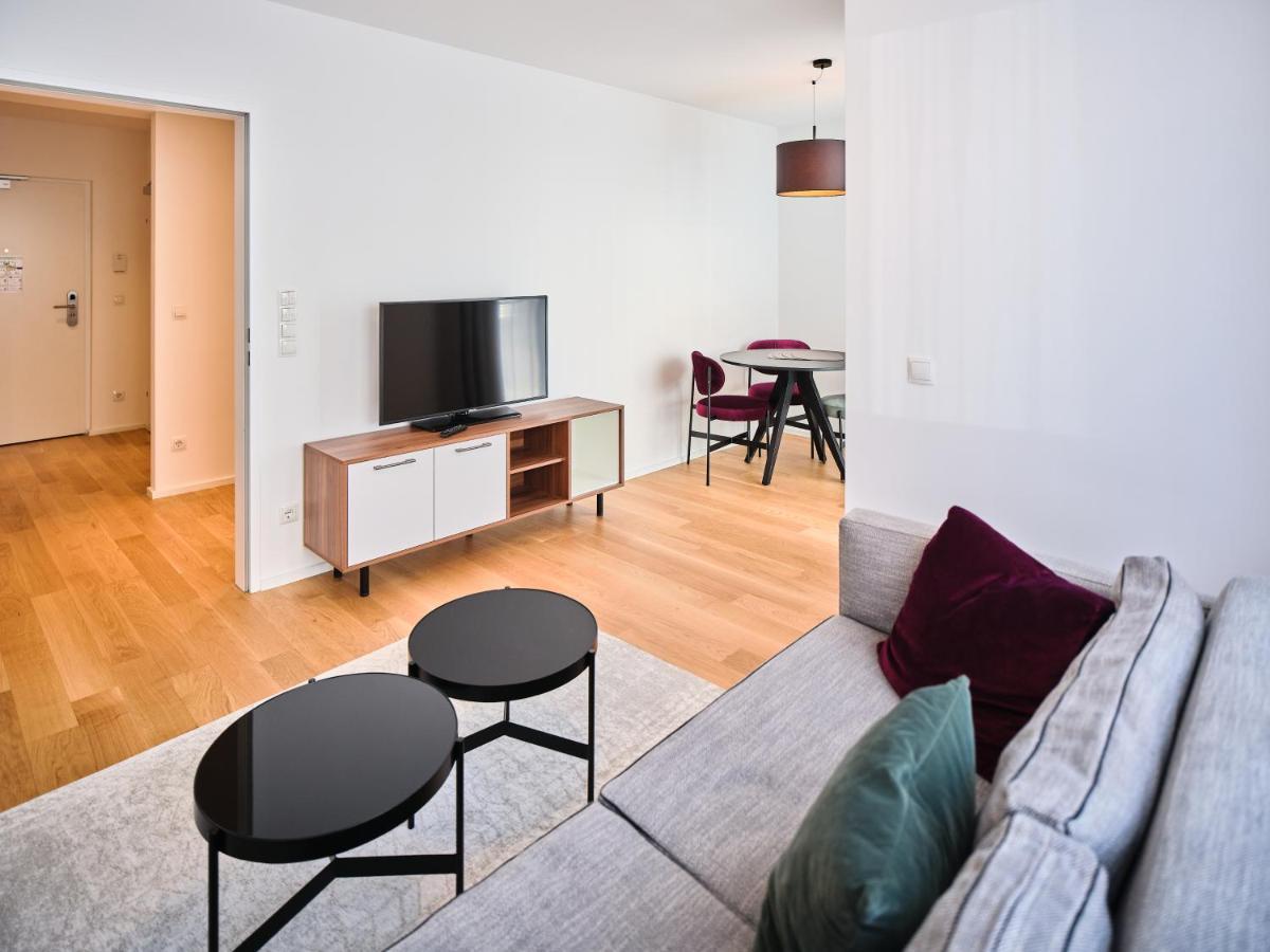 Myfavorit - Spacious Next To Puplic Transport U1 Direct Connection To Citycenter Appartement