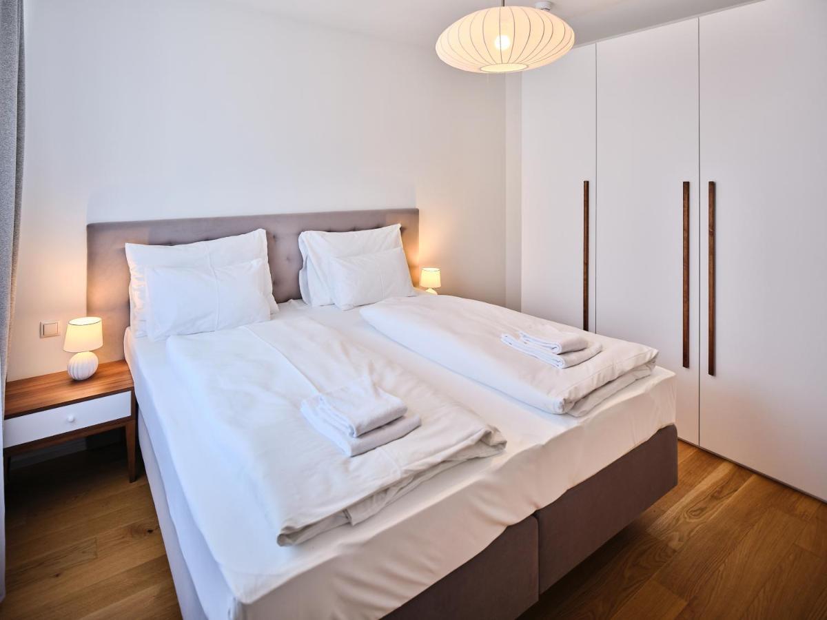 Myfavorit - Spacious Next To Puplic Transport U1 Direct Connection To Citycenter Wenen
