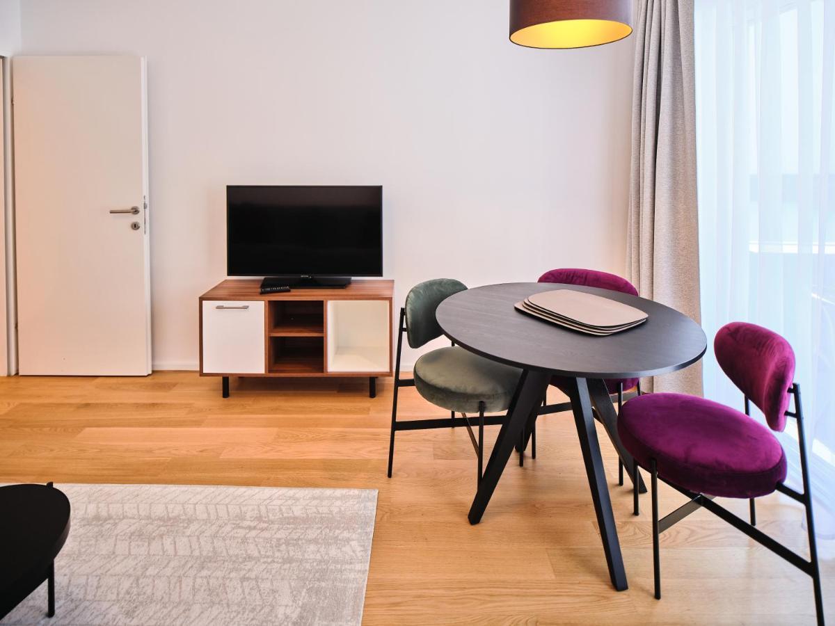 Appartement Myfavorit - Spacious Next To Puplic Transport U1 Direct Connection To Citycenter Wenen