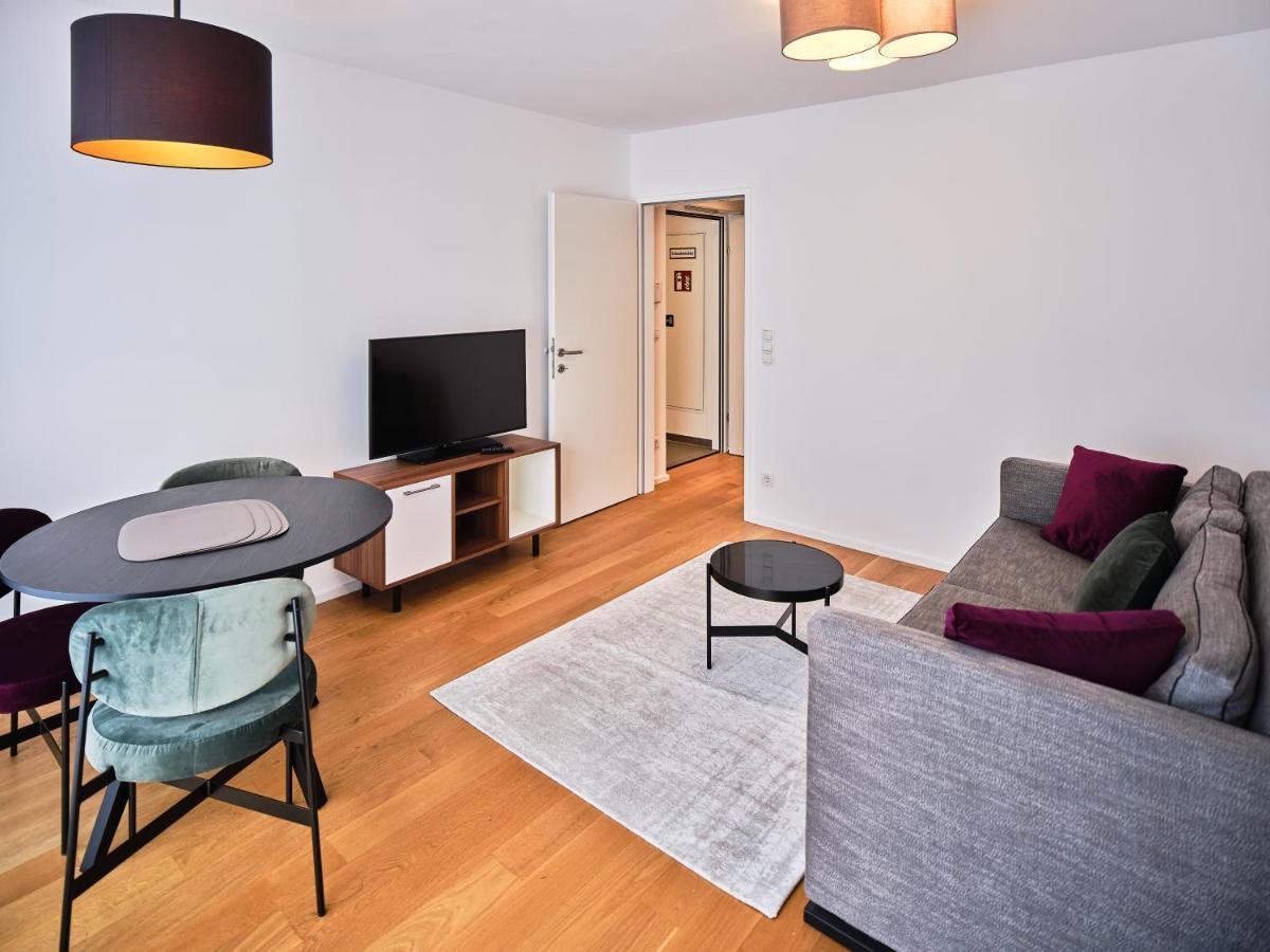 Myfavorit - Spacious Next To Puplic Transport U1 Direct Connection To Citycenter Appartement