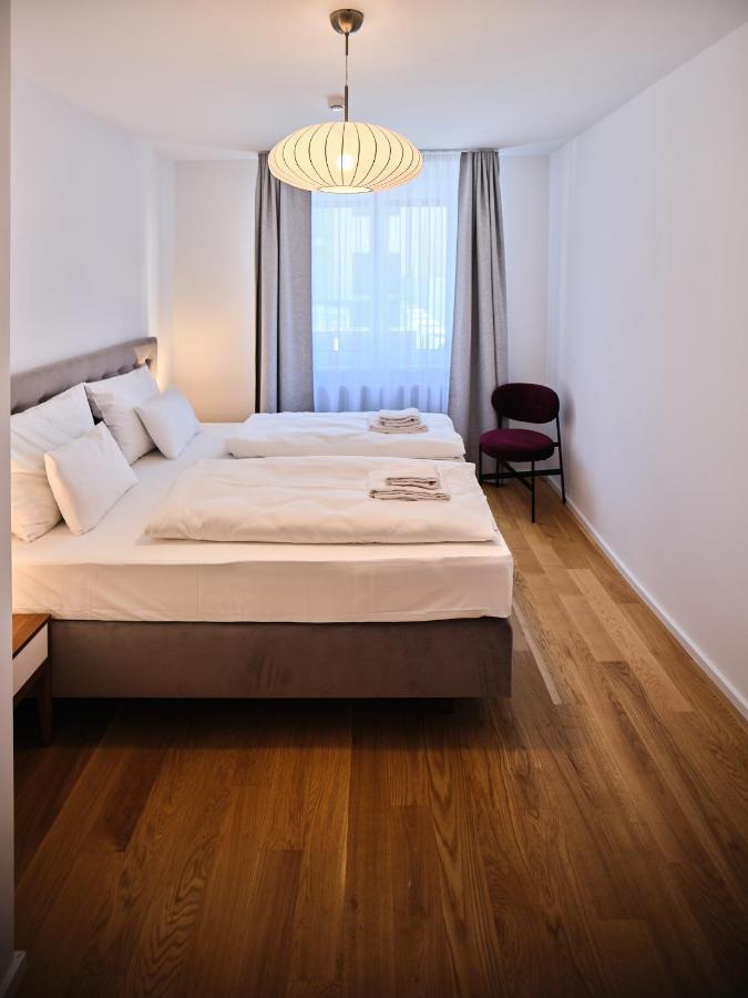 Appartement Myfavorit - Spacious Next To Puplic Transport U1 Direct Connection To Citycenter Wenen
