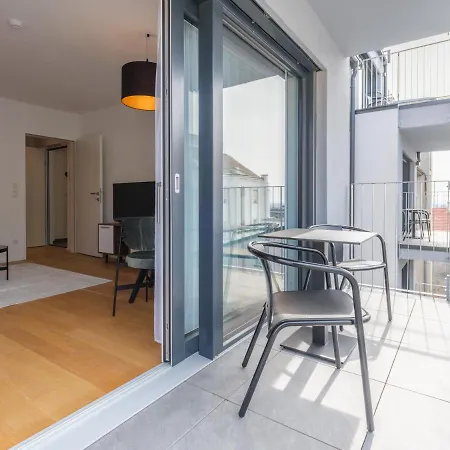 Myfavorit Apartments - Spacious Apartments Next To Puplic Transport U1 Direct Connection To Citycenter Wenen Buitenkant foto